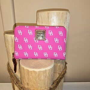 Dooney Gretta Medium Wallet Fuschia - Like New
